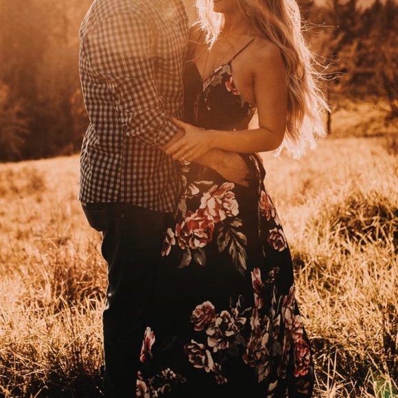 Lulus Floral Flirtation Maxi Dress - Picture 6 of 6